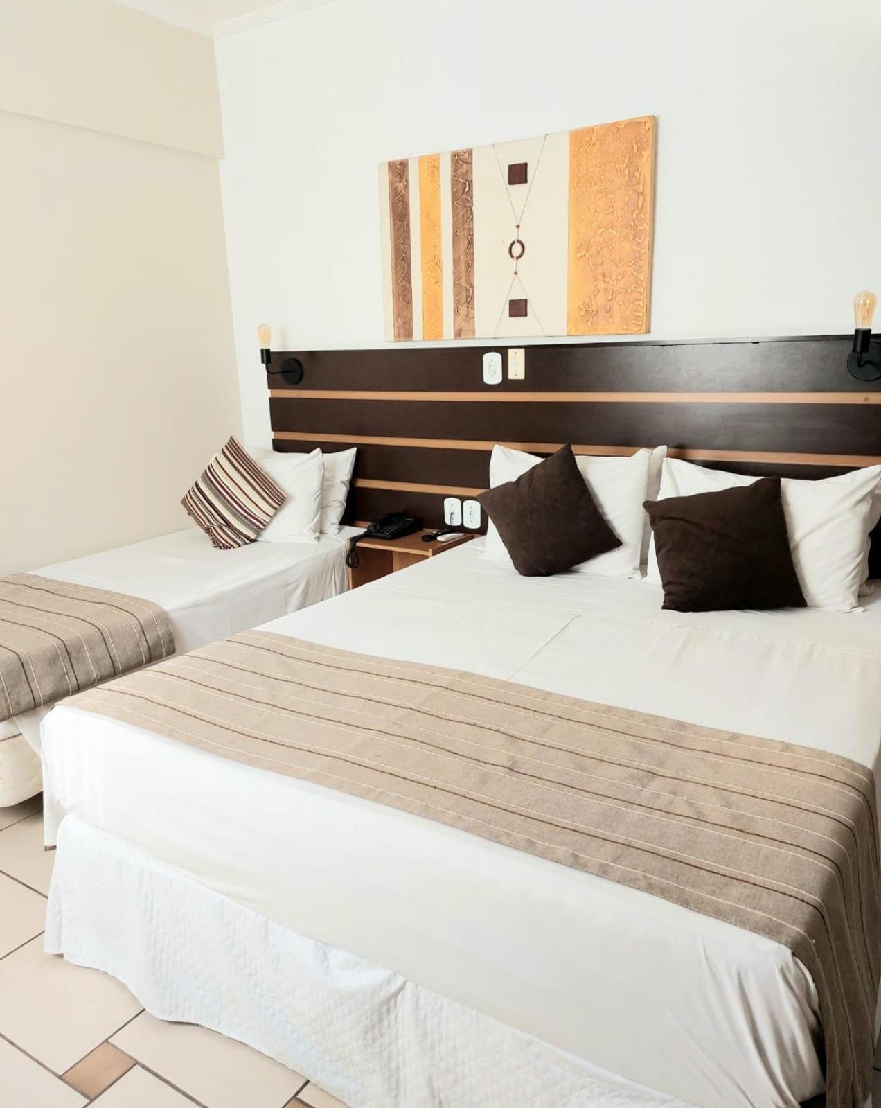 Hotel Ferraz Pouso Alegre Zewnętrze zdjęcie