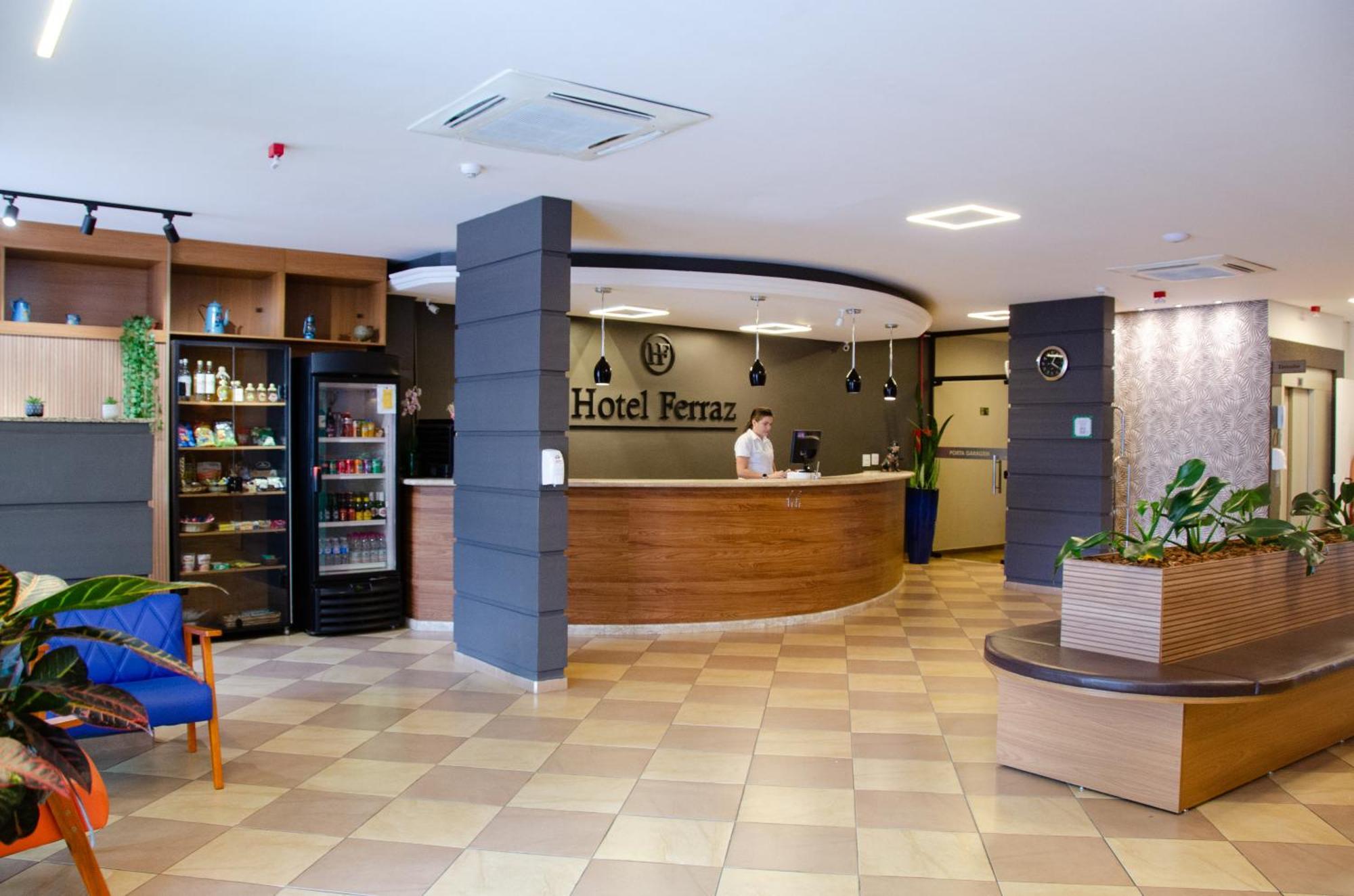 Hotel Ferraz Pouso Alegre Zewnętrze zdjęcie