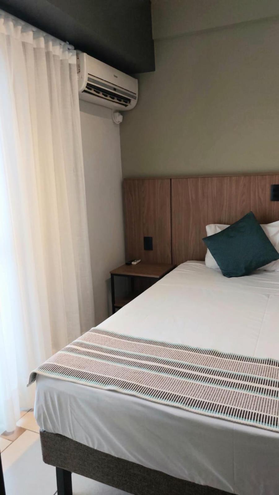 Hotel Ferraz Pouso Alegre Zewnętrze zdjęcie