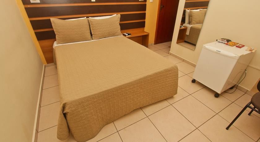 Hotel Ferraz Pouso Alegre Zewnętrze zdjęcie