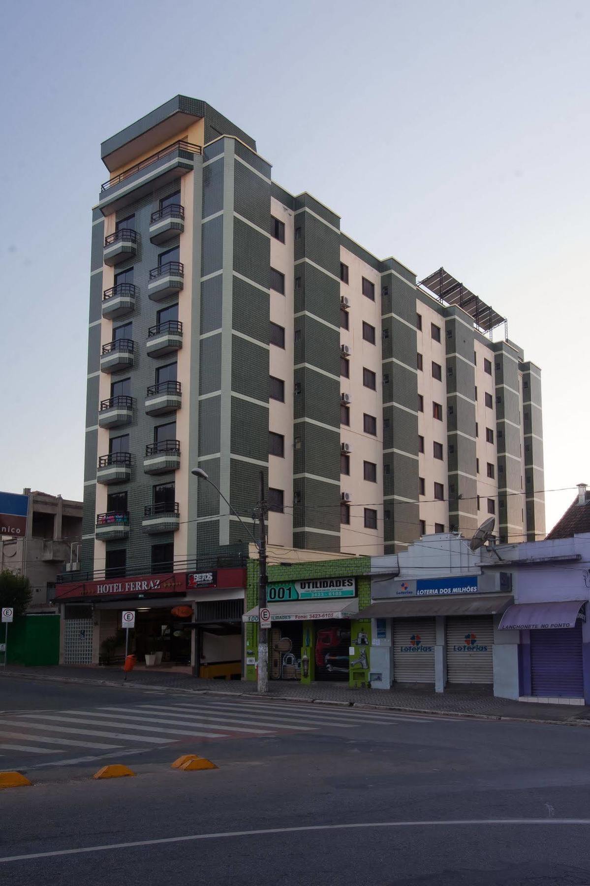 Hotel Ferraz Pouso Alegre Zewnętrze zdjęcie