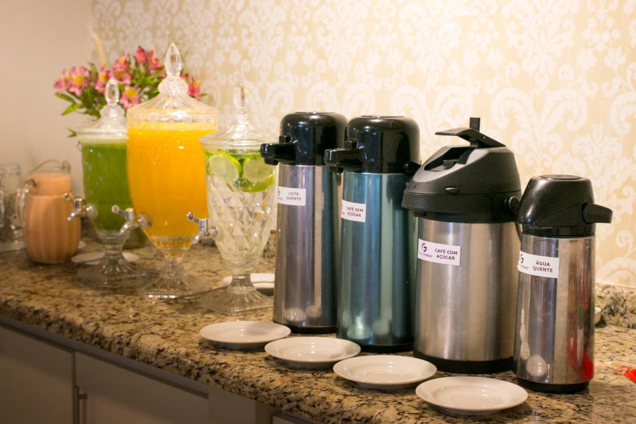 Hotel Ferraz Pouso Alegre Zewnętrze zdjęcie